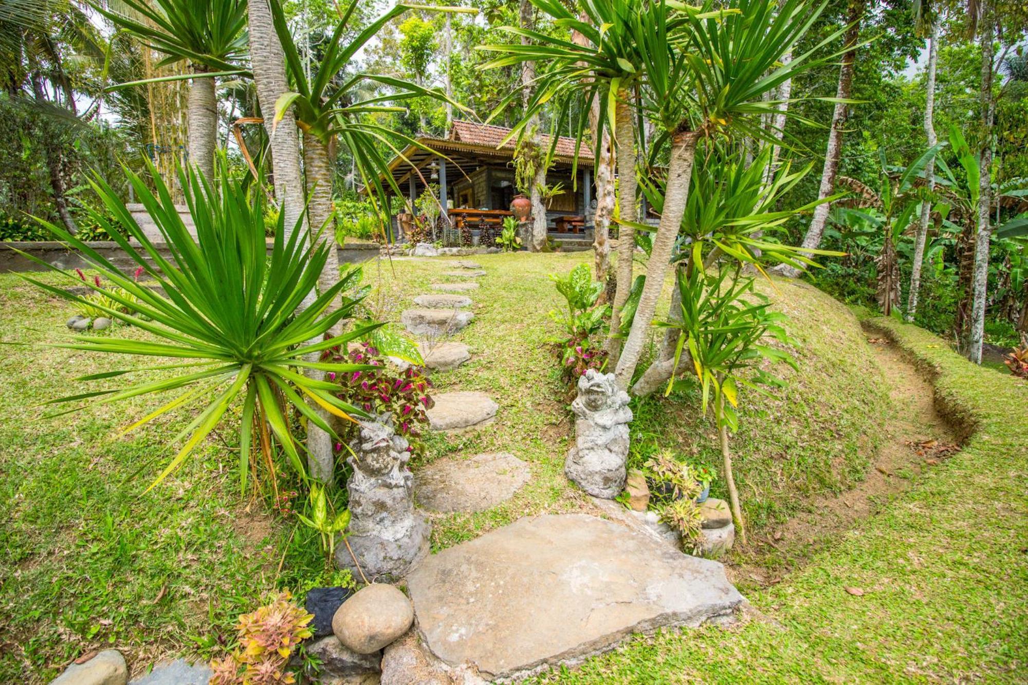 Pesona Bali Ecolodge By Agata ジャティルウィ エクステリア 写真